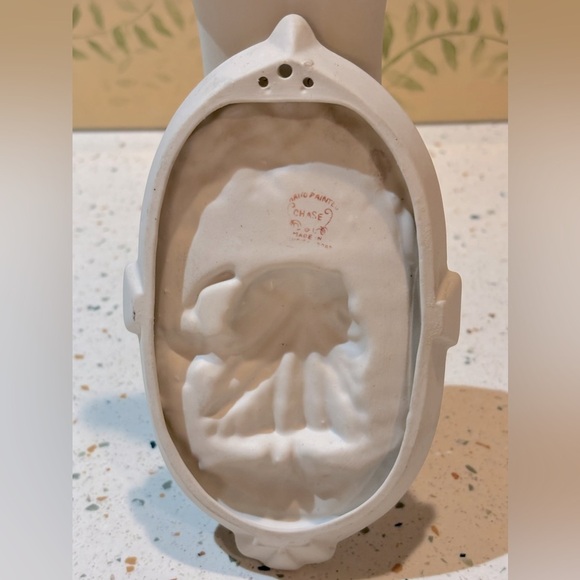 VTG CHASE French Lady‎ Bisque Porcelain Wall or Shelf Plaque - Picture 3 of 4